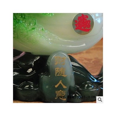 供應(yīng)財隨人意 室內(nèi)擺件 樹脂K019工藝品 玉白菜擺件 家居裝飾商務(wù)禮品
