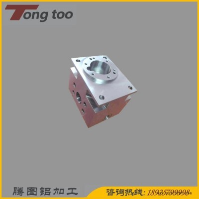 鋁型材開模擠壓 后續機加工 鋁合金CNC手板打樣 鋁管鋁棒車加工 電器鋁配件定制工廠 騰圖鋁制品加工