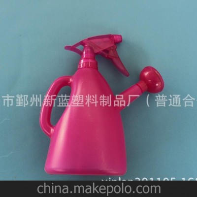 加工各類吹塑產品，塑料壺，調料壺，儲液壺