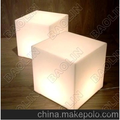 供應ＬＥＤ發光滾塑座椅 變色發光立方體 發光滾塑座椅加工