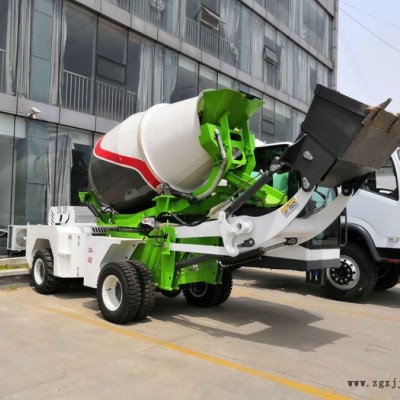 自上料攪拌車獨立散熱系統 3.5立方攪拌車鋼絲輪胎質量好