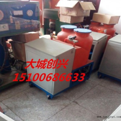 專注生產(chǎn)聚氨酯中壓發(fā)泡機(jī)  玩具發(fā)泡機(jī)  小型發(fā)泡機(jī)報價