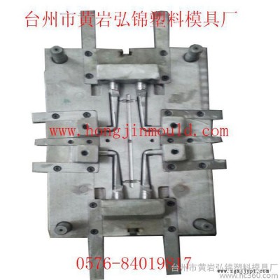 弘錦模具專(zhuān)業(yè)制造各種水龍頭管件模具，水龍頭配件模具