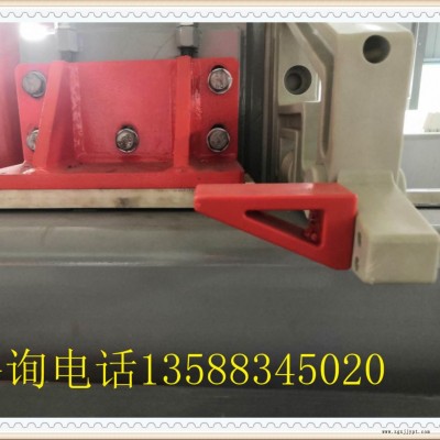 各種全自動壓濾機拉板小車過渡三角塊紅色塑料材質或不銹鋼  壓泥機濾板的機械手引導塊  壓濾機卸泥拉板器配件